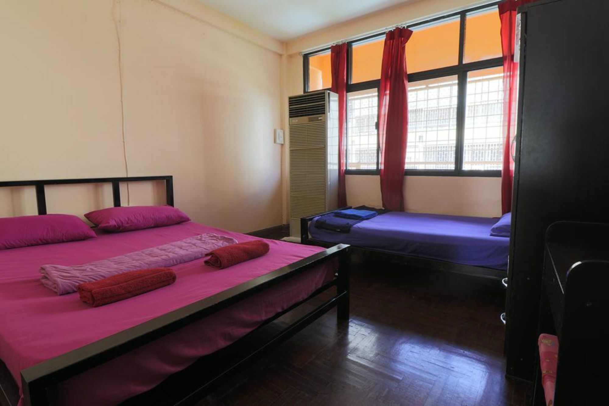 Yaya Guesthouse バンコク都 エクステリア 写真