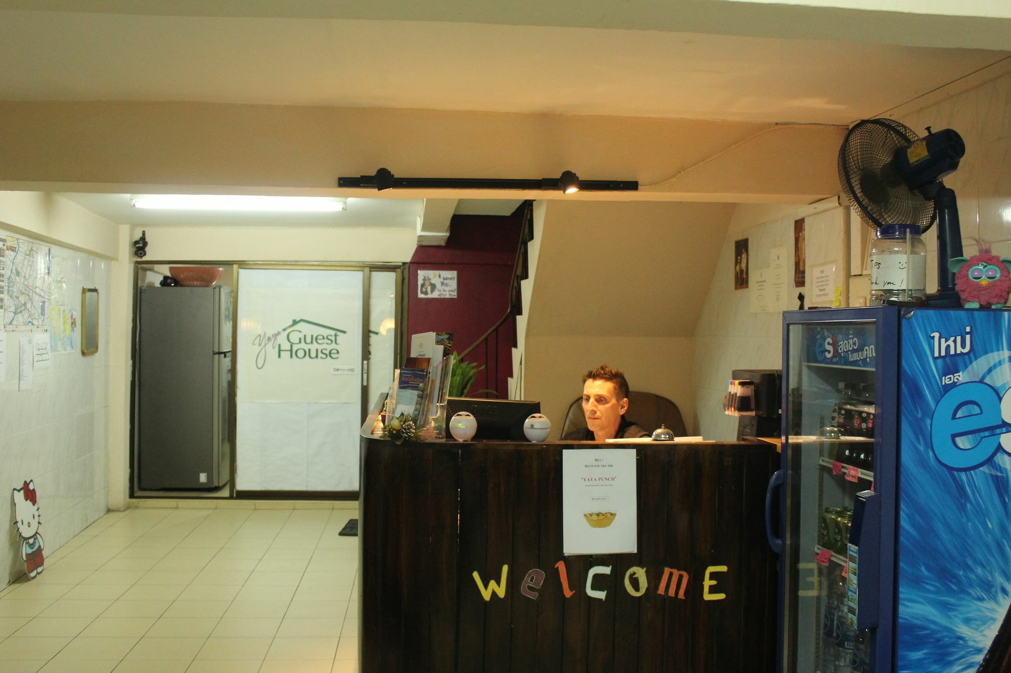 Yaya Guesthouse バンコク都 エクステリア 写真