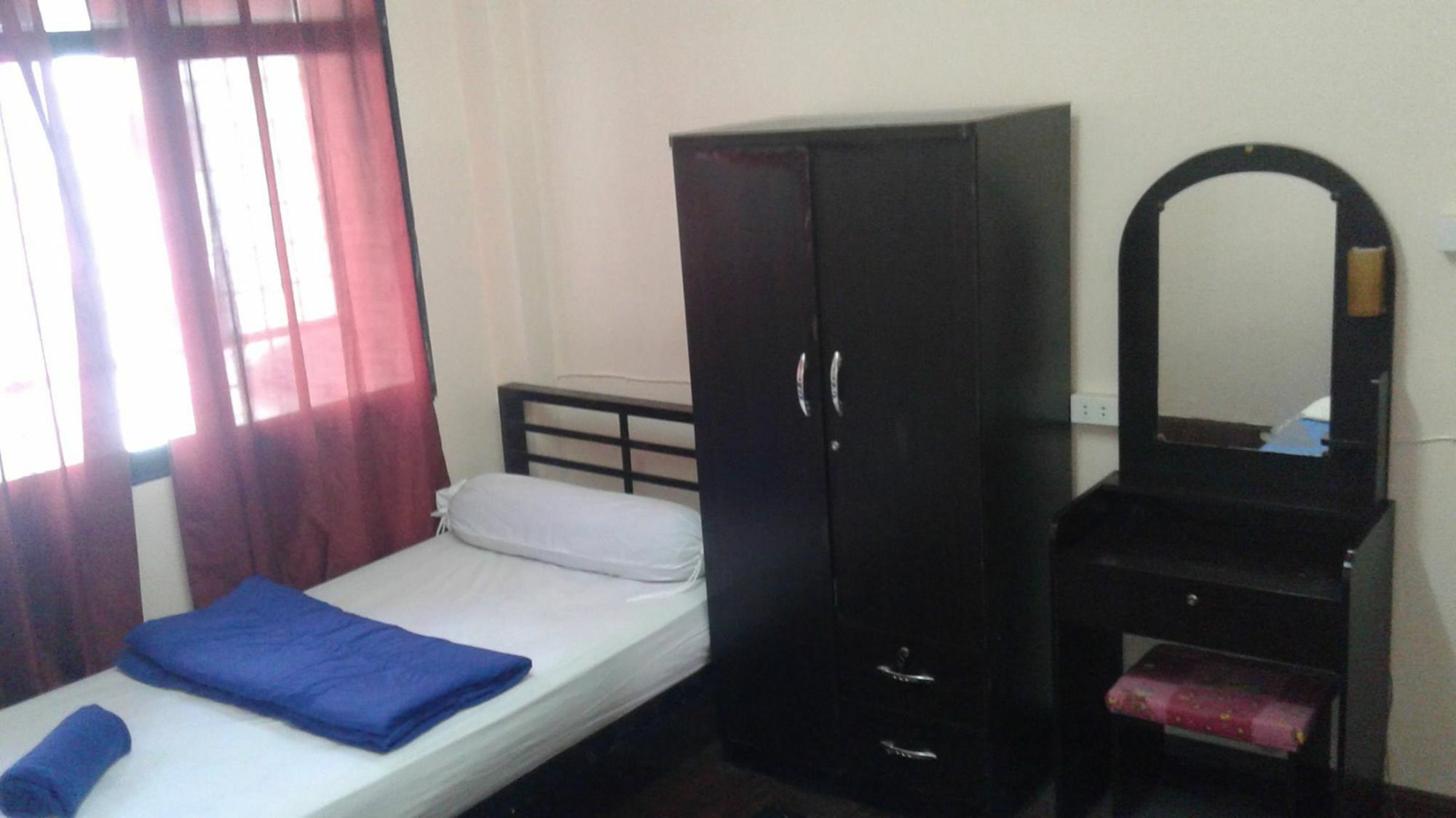Yaya Guesthouse バンコク都 エクステリア 写真
